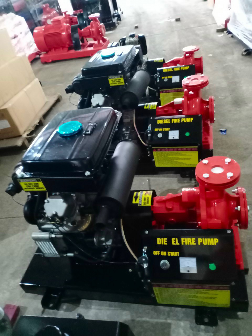 Bơm pccc Himawari động cơ diesel 7.5KW đi kèm với bơm điện bán cực tốt trong tháng 4 này.